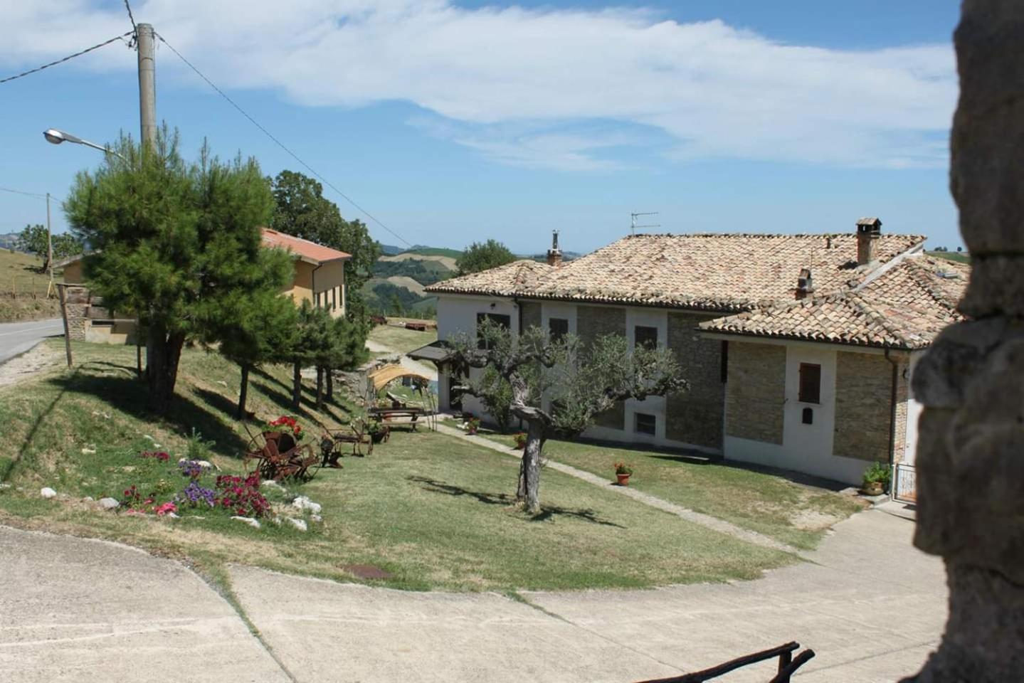 La Via Del Parco Villa Arsita Ngoại thất bức ảnh
